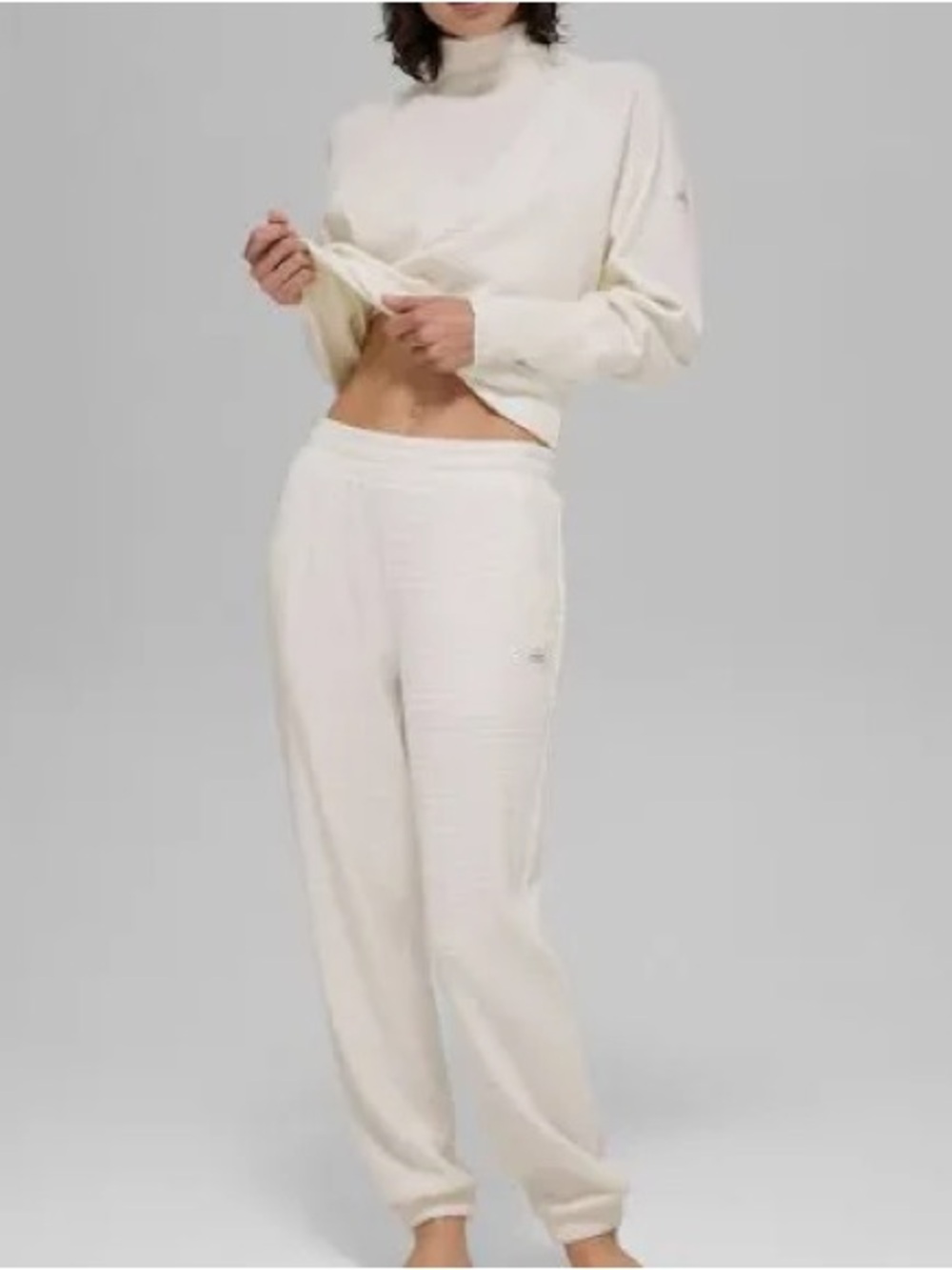 ALO Yoga Cream Turtleneck Sweater